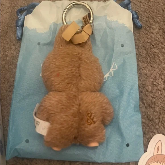 Pop Mart Brown Labubu V4 Pin for Love & for And Keychain - Picture 2 of 3